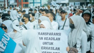 Massa Aksi Suarakan Program MBG Lanjutkan "Setiap Anak Berhak Makan Bergizi"