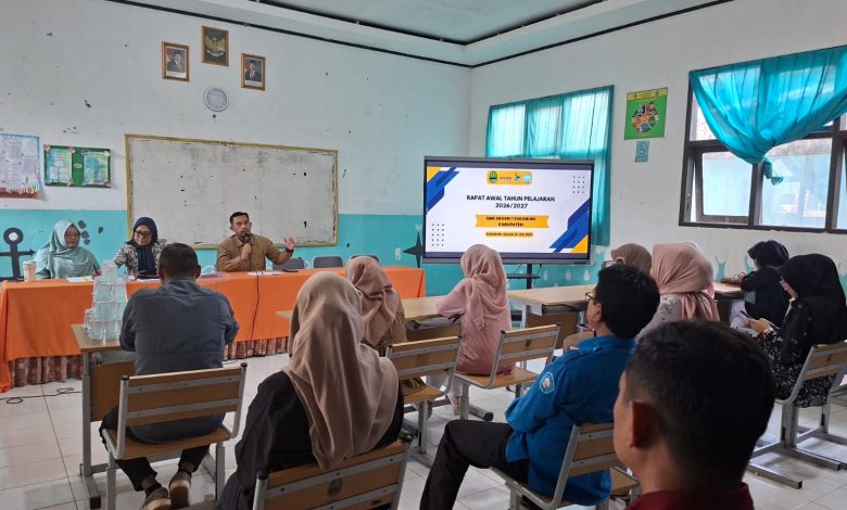 SMKN 1 Kabupaten Sukabumi Gelar Rapat Awal Tahun Ajaran, Tegaskan Disiplin dan Persiapan MPLS Ramah