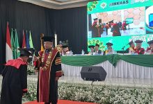 235 Wisudawan INKHAS Sukabumi Resmi Dilantik pada Wisuda ke-33 Tahun 2026
