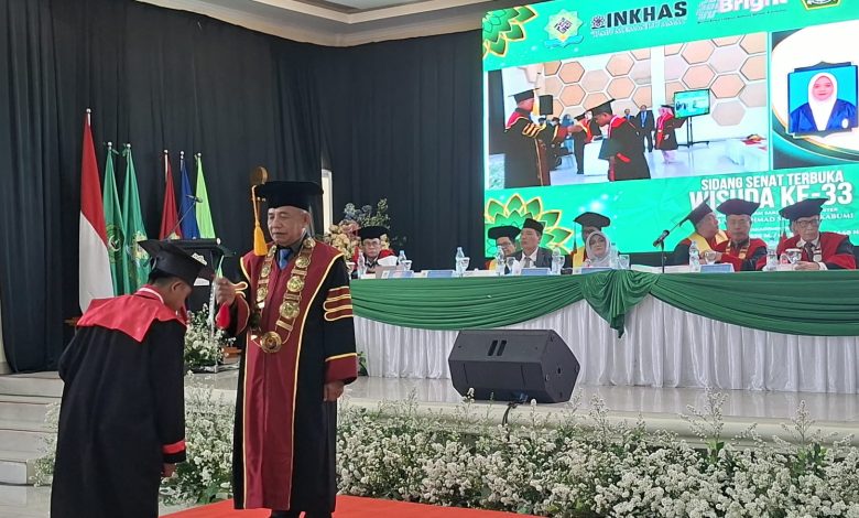235 Wisudawan INKHAS Sukabumi Resmi Dilantik pada Wisuda ke-33 Tahun 2026