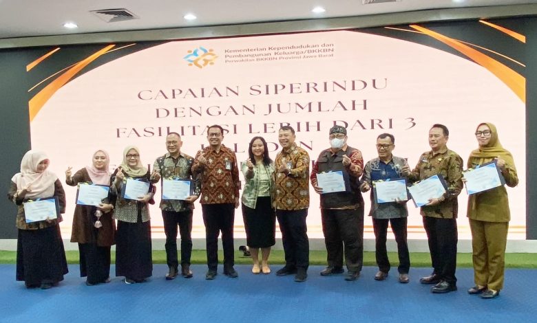 KOTA SUKABUMI CAPAIAN TERBAIK 192,1% DALAM PROGRAM GENTING, TERBAIK DI JAWA BARAT DALAM UPAYA PENURUNAN STUNTING DALAM BIDANG PENGENDALIAN PENDUDUK