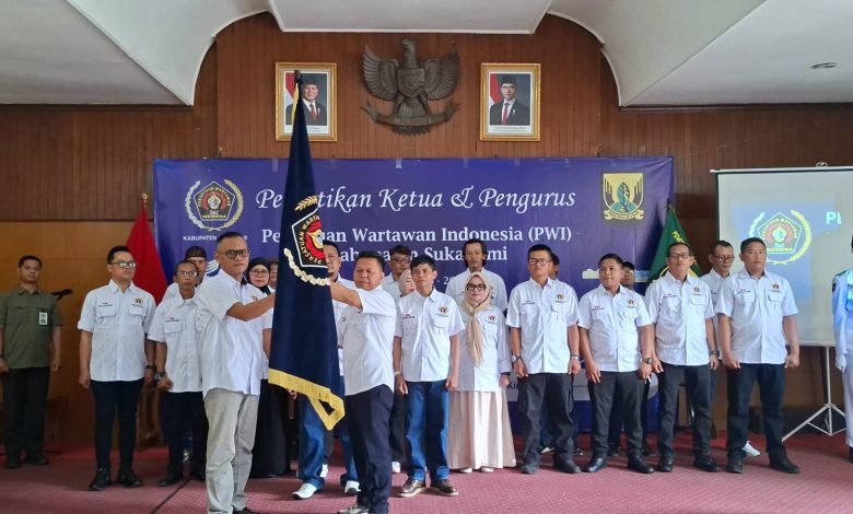Usung Visi “Maju, Sejahtera, dan Bersinergi”, Pengurus Baru PWI Kabupaten