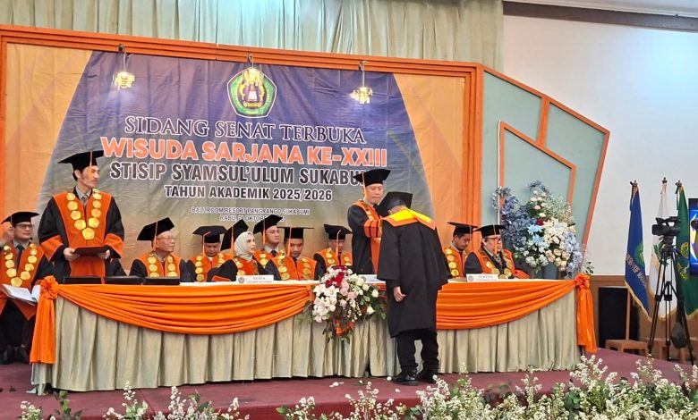 Lepas Wisudawan, STISIP Syamsul Ulum Dorong Lulusan Berkontribusi bagi bangsa