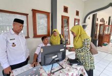 Jemput Bola Pelayanan Adminduk, Kecamatan Sukabumi Sasar Majelis Taklim Ibu-Ibu